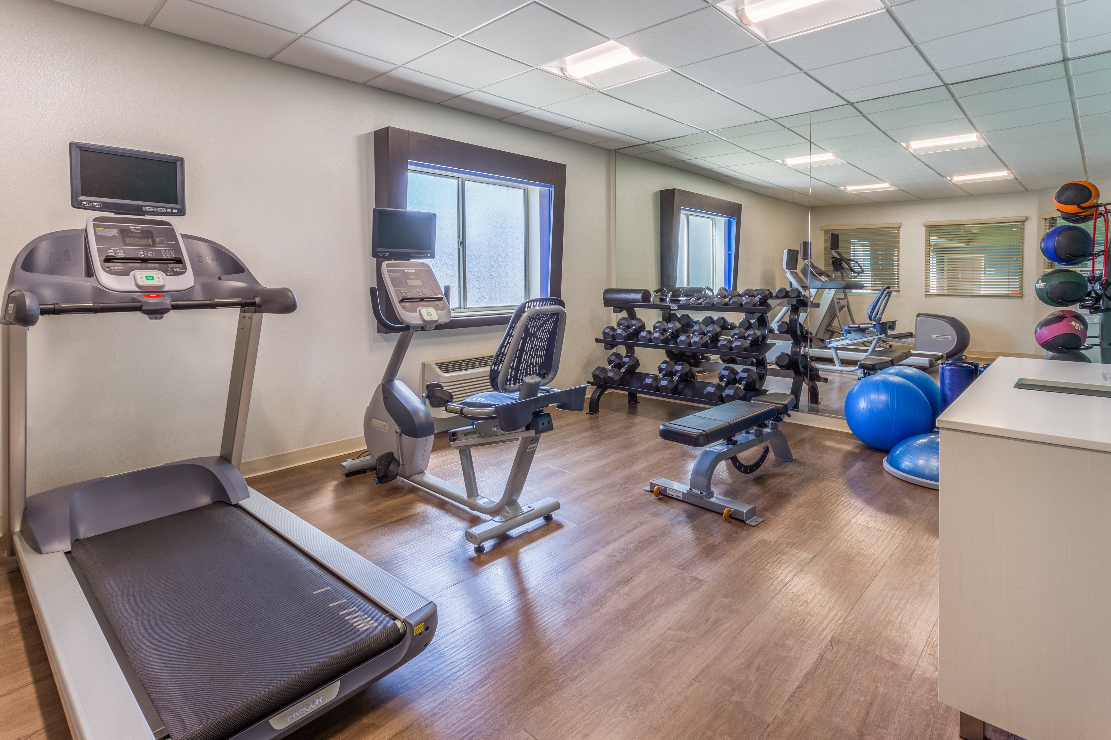 Holiday Inn Express Columbus - Ohio Expo Center, an IHG Hotel 22/33
