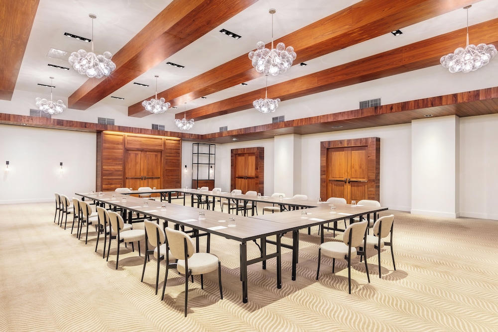 Andaz Maui at Wailea Resort A concept by Hyatt 67/74