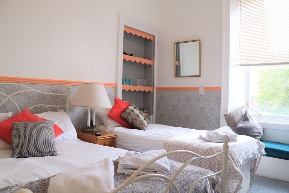 Valentine City Centre Guest House 20/50