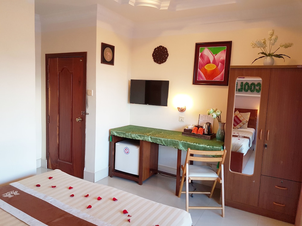 Fancy Guest House 19/37