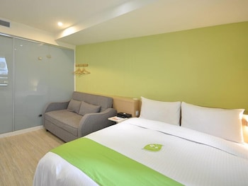 Green Hotel 19/63