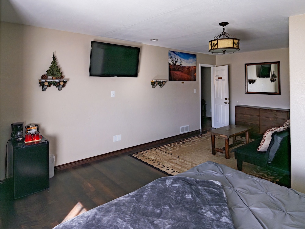 Bryce Trails Bed and Breakfast، سيدار سيتي 32/50