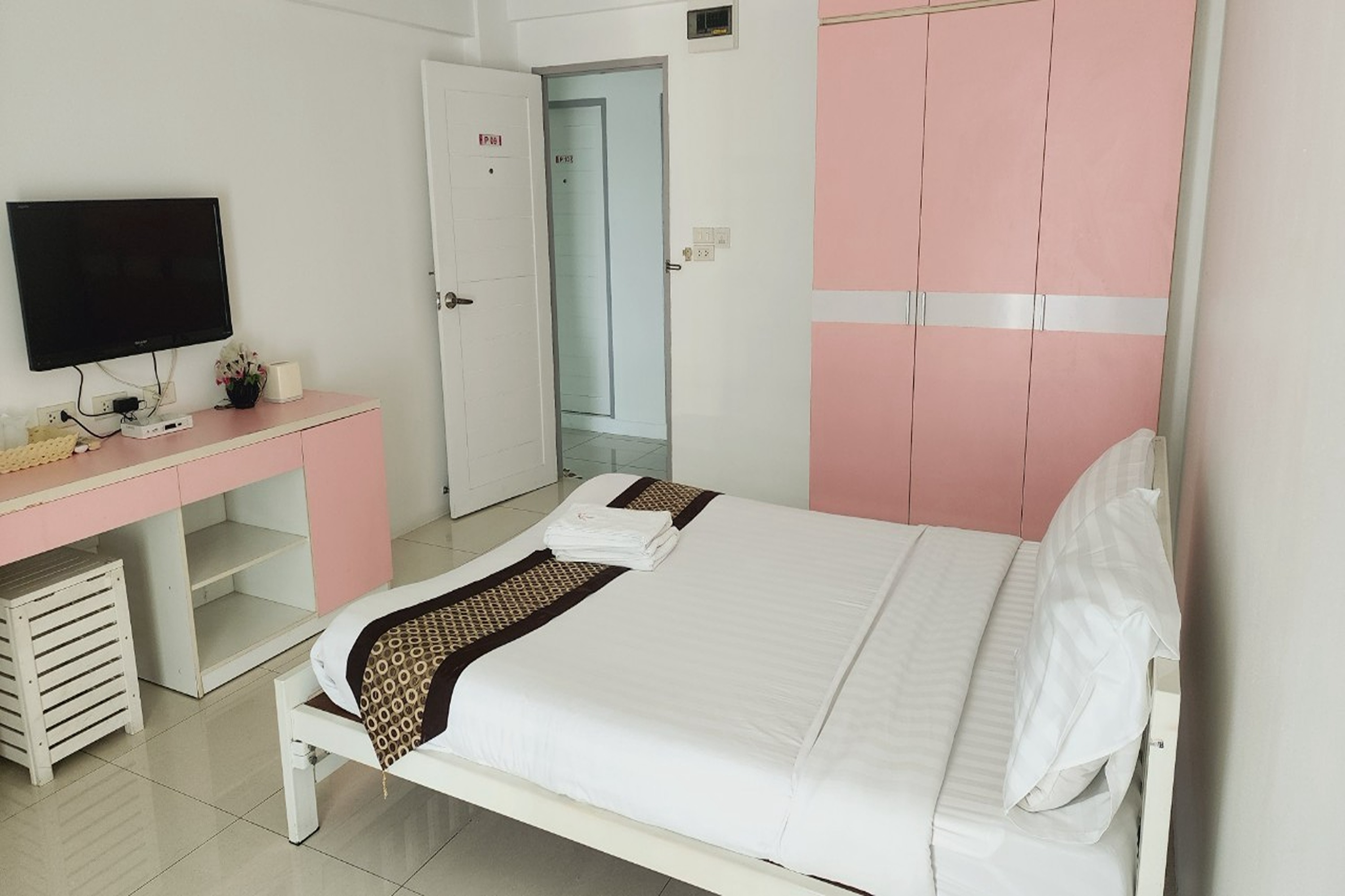 Standard, Double Bed, Zenith Life 10/10