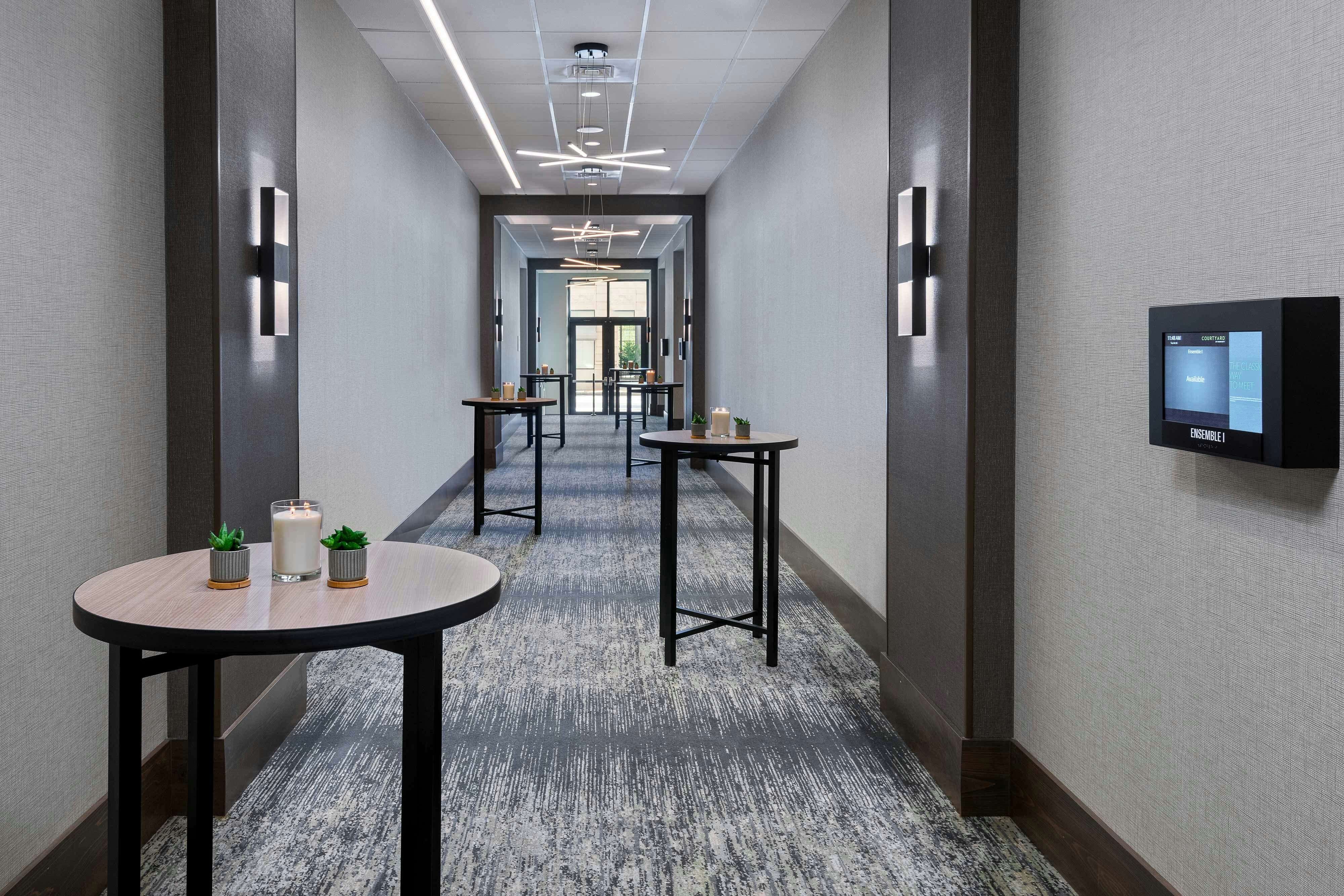 Courtyard by Marriott Atlanta Midtown 25/28