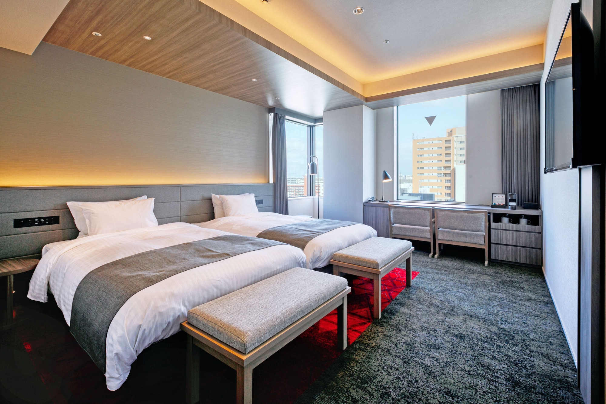 Deluxe, Twin Beds