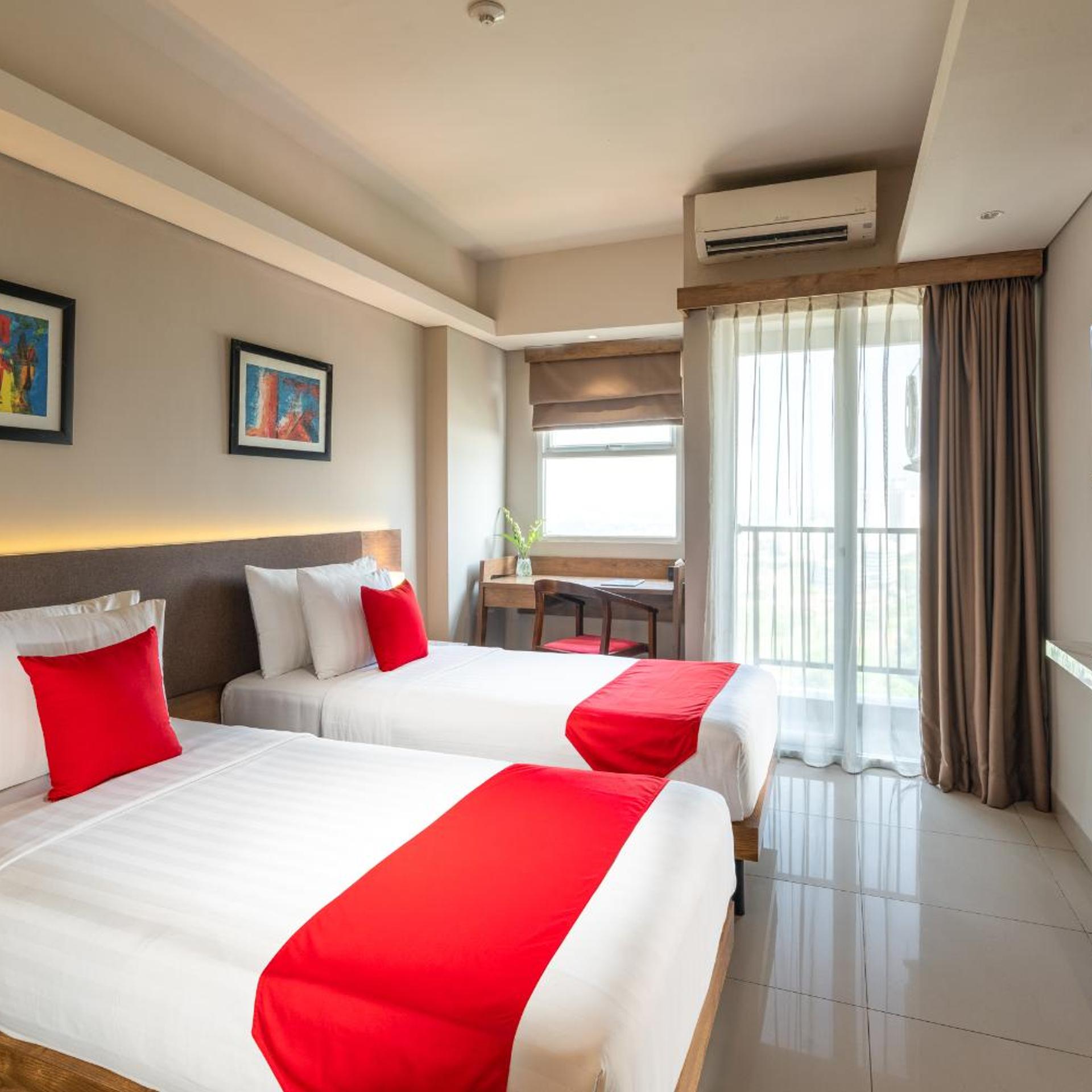 SUPERIOR, TWIN BEDS