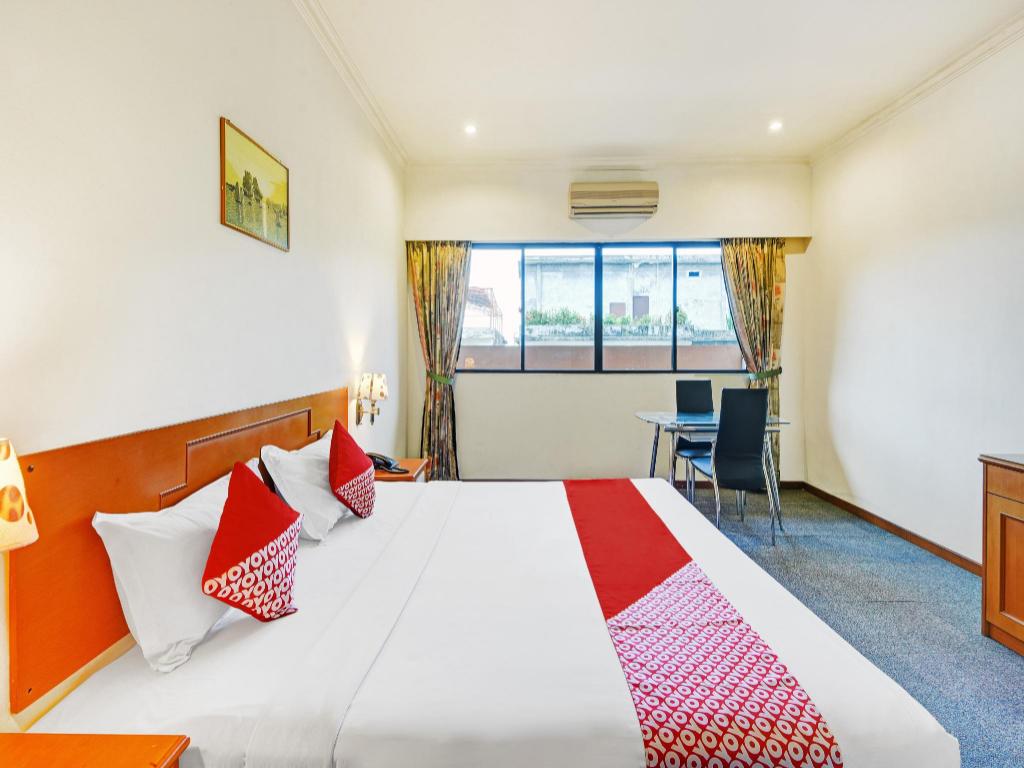 OYO 1178 Plaza Hotel Tanjung Pinang 13/50