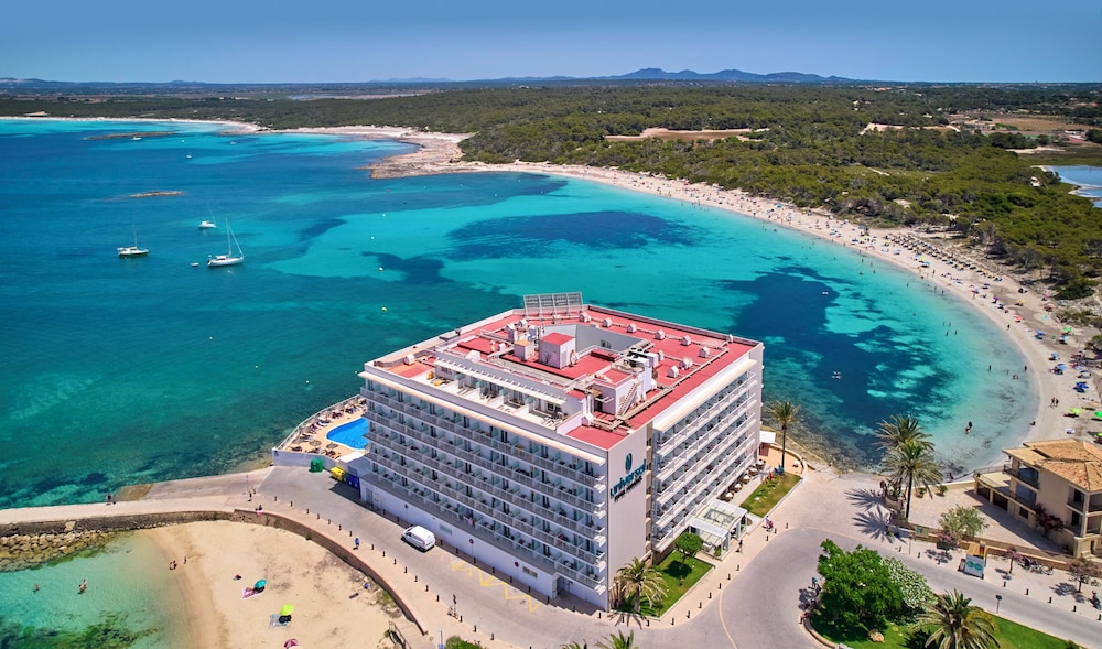 Universal Hotel Marques 4/75