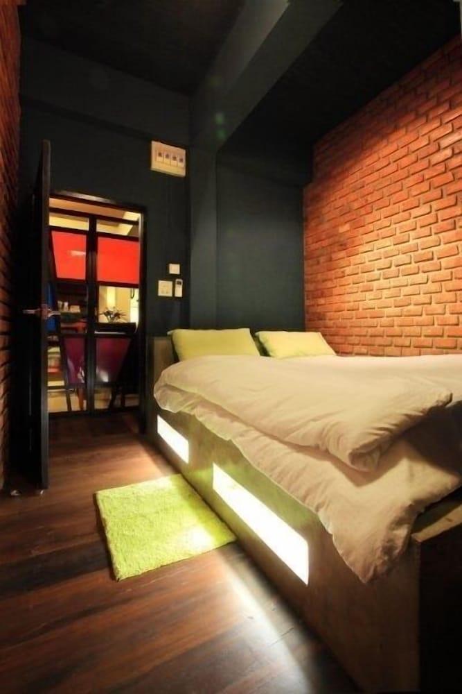 LOFT