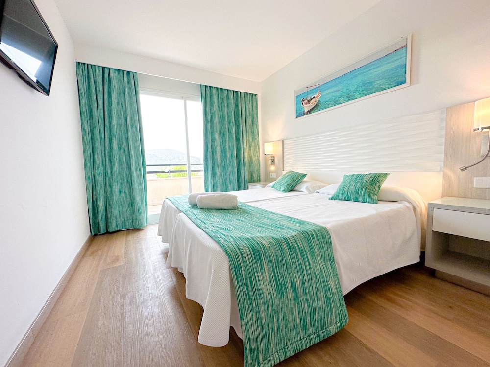 Diamant Hotel and Aparthotel 30/77