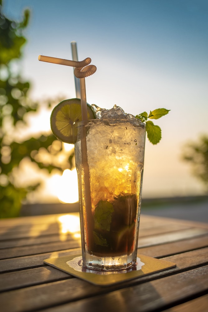 SIDE BEACH CLUB 写真3