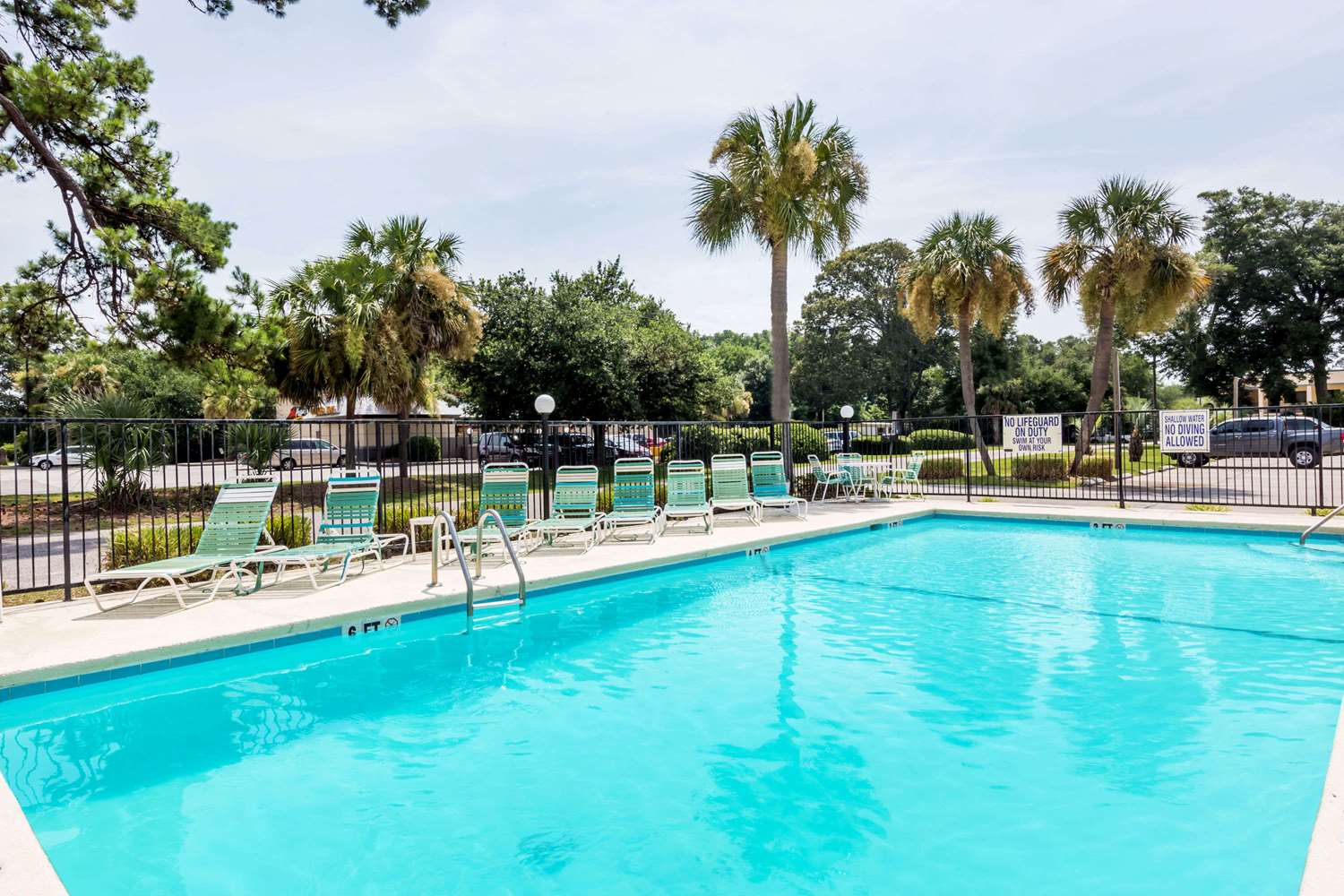 Days Inn By Wyndham Little River 9/14