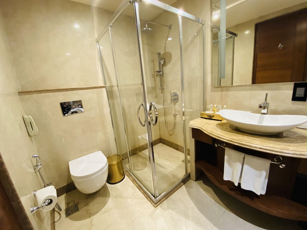 Hotel Seven Seas 48/50