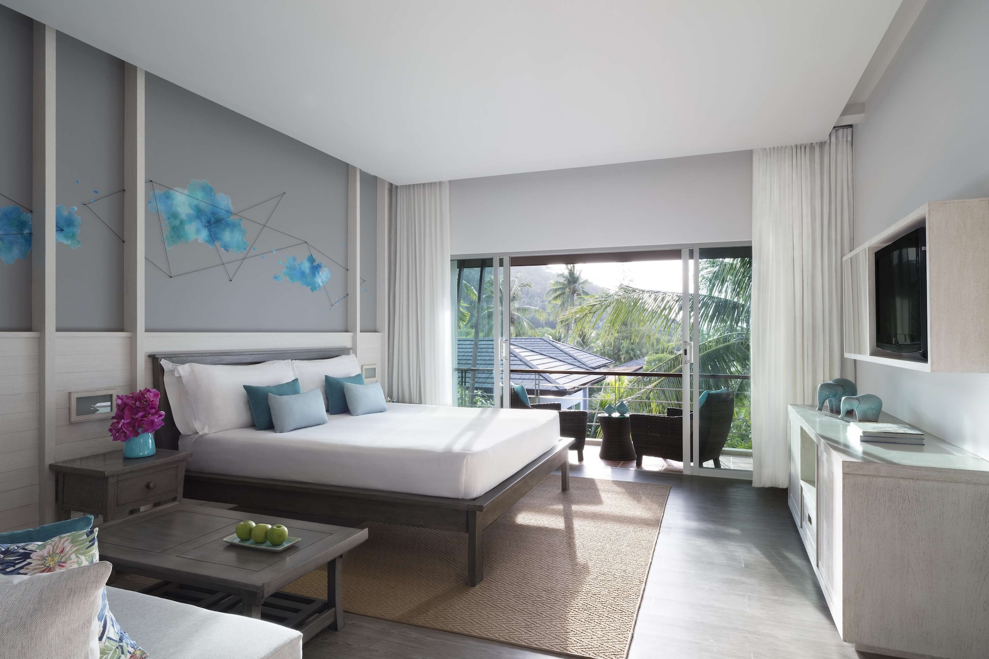 AVANI DELUXE ROOM