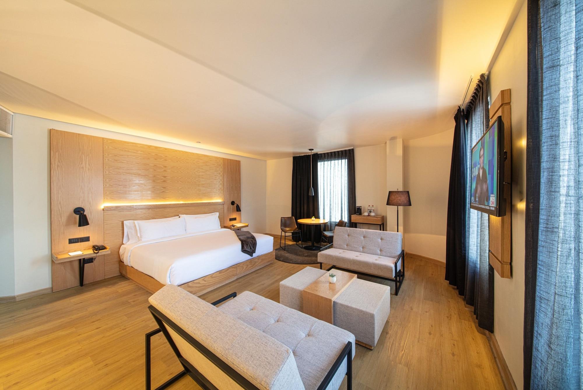 Master, Suite