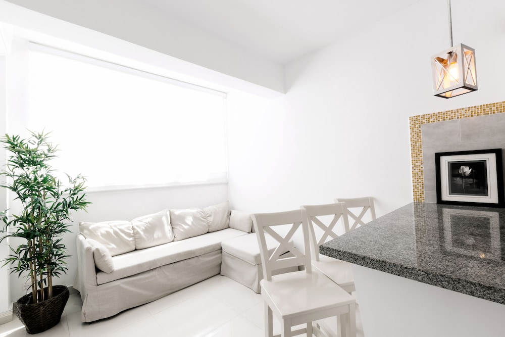 Ducassi Suites Rooftop Pool Beach Spa 44/76