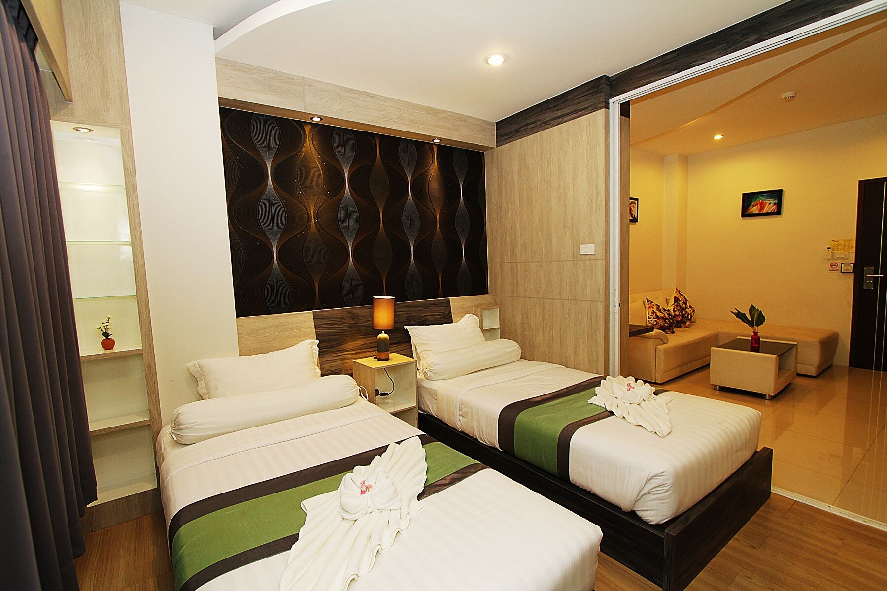 Standard, Twin Beds, Type a Building