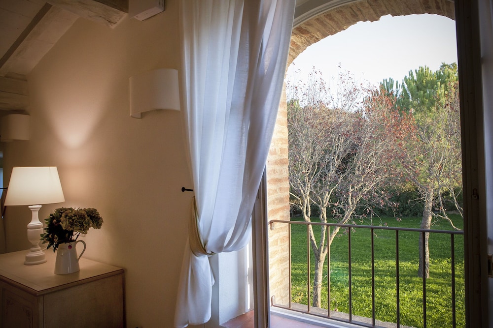 Podere Brizio - Adults Only 35/55