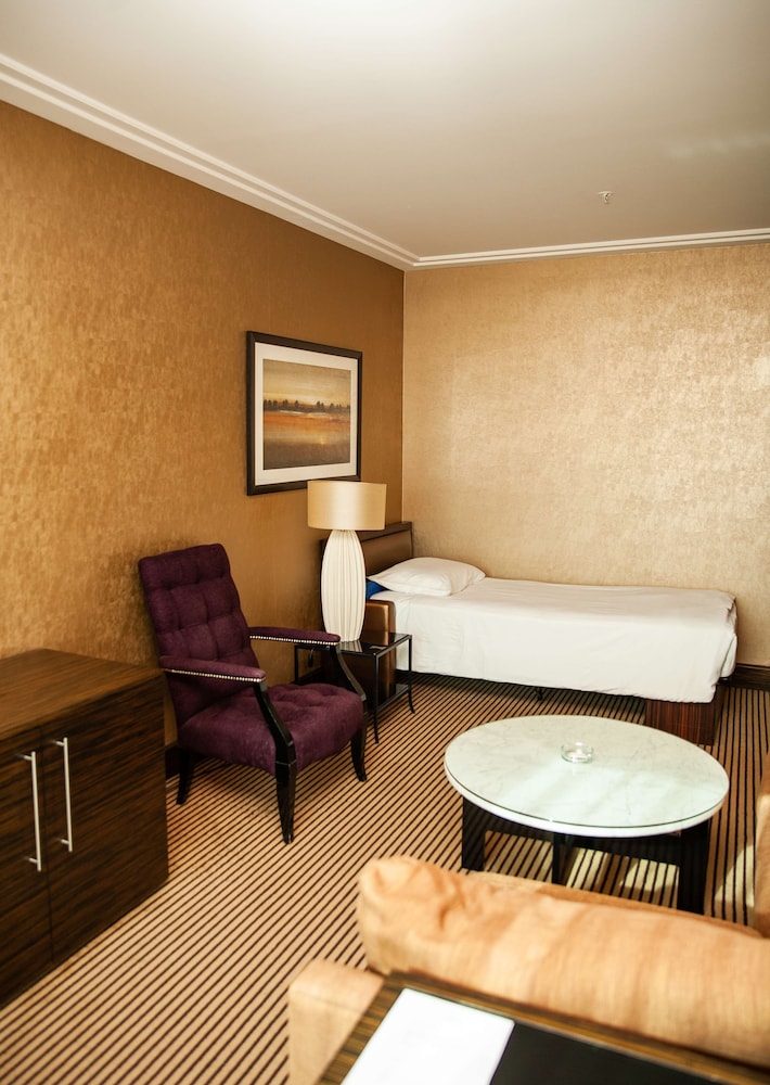 Hilton Baku 50/64