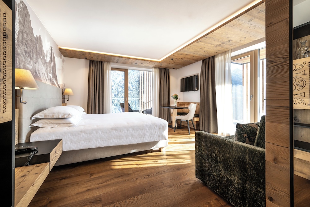 Hotel Ciampedie 15/52