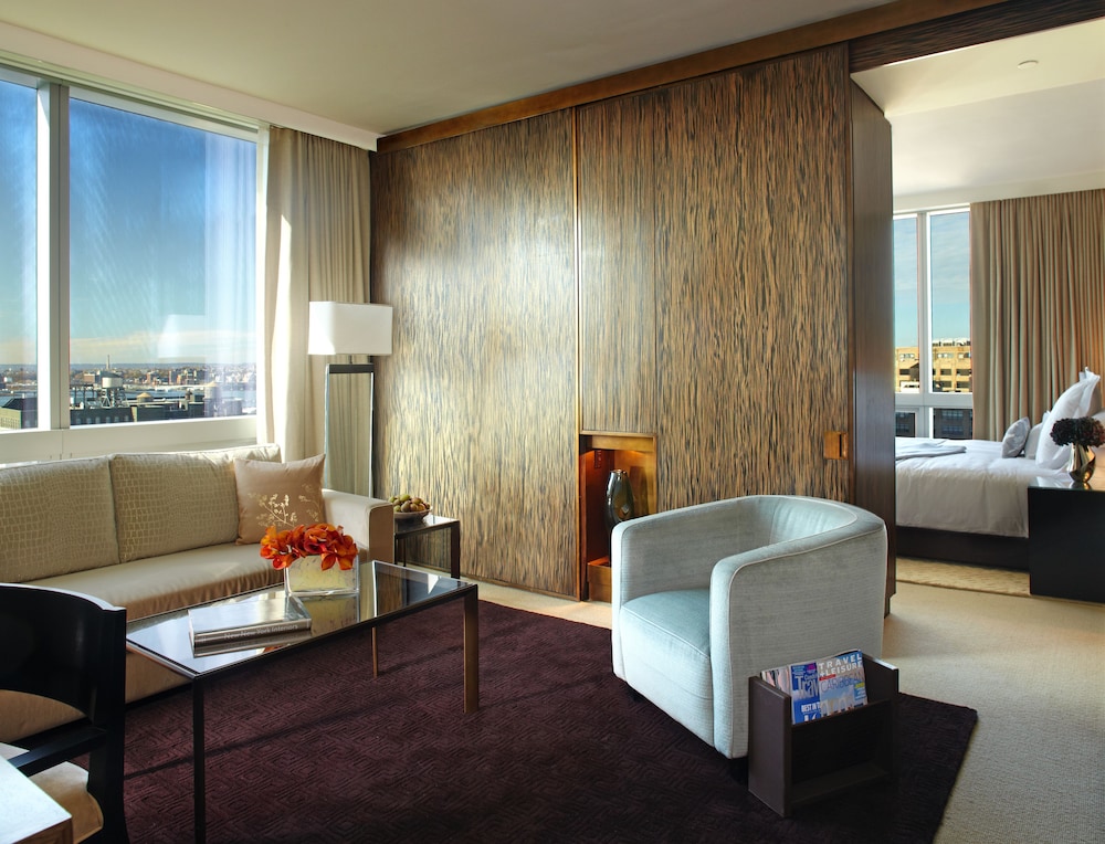 The Dominick Hotel 46/78