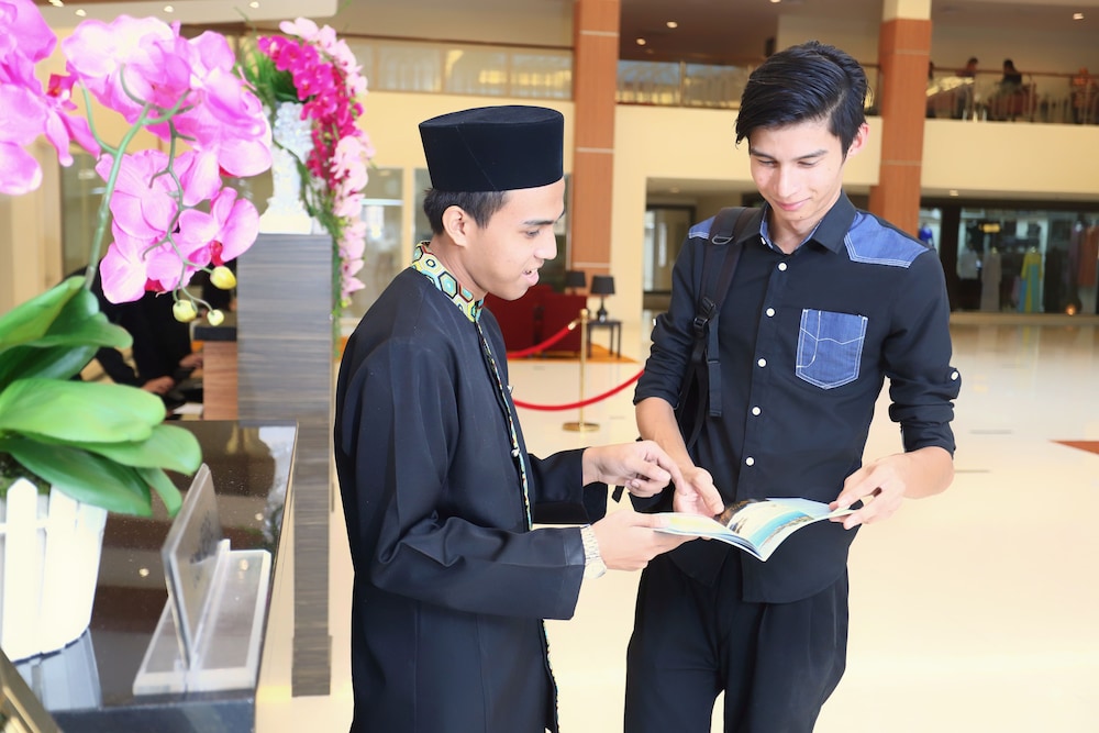 Raia Hotel And Convention Center Terengganu 6/50