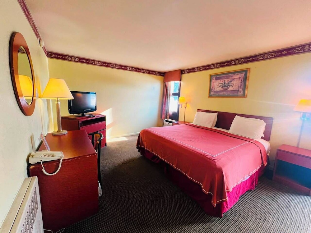 Barrington Hotel Schaumberg Near I 90 19/49