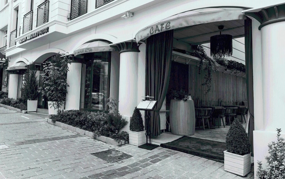SULTAN MEHMED HOTEL 6/42
