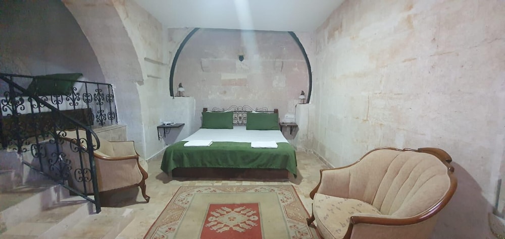 Kufe Hotel 27/47