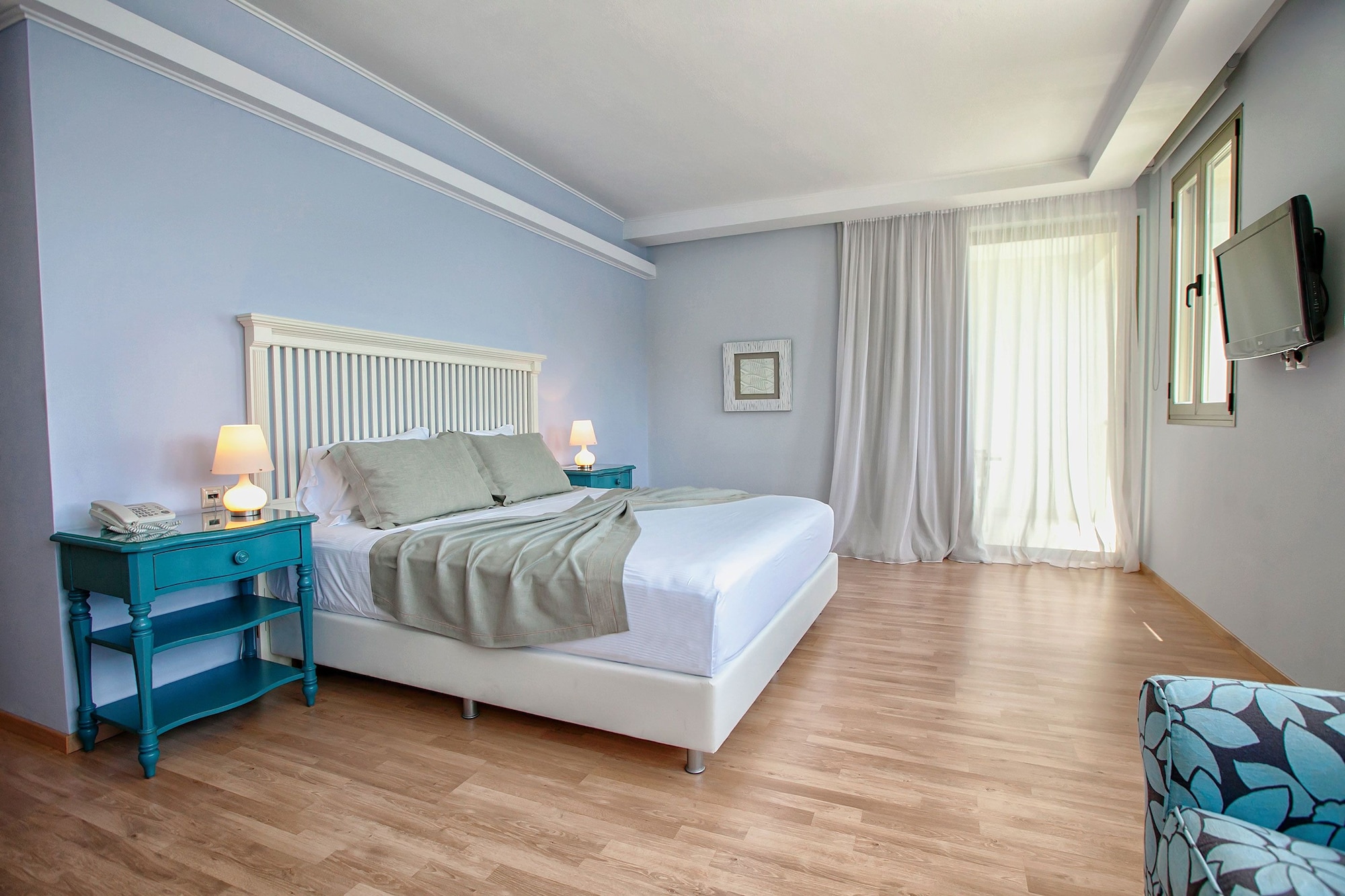 DOUBLE ROOM DELUXE (RA)