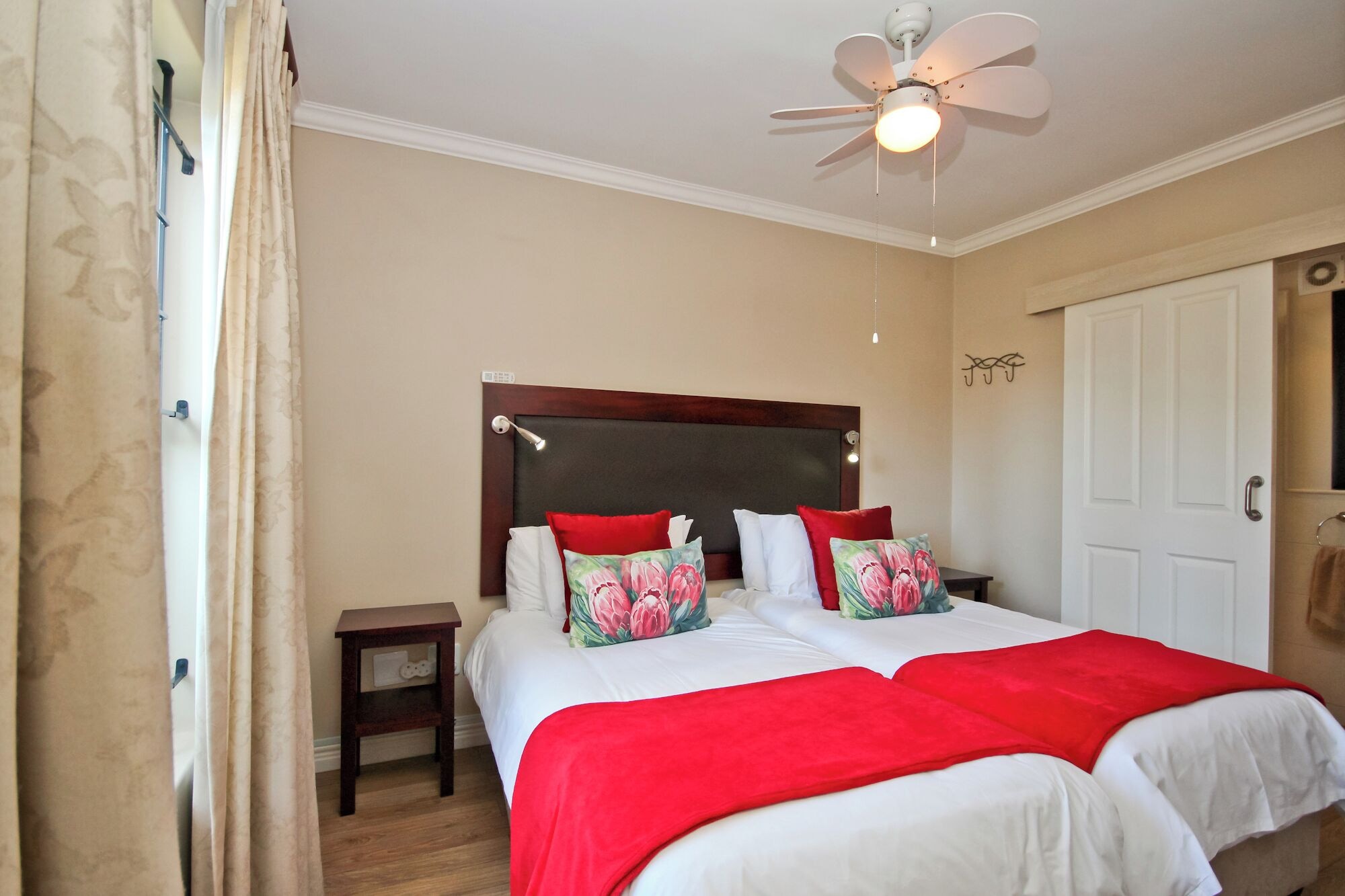 1 BEDROOM, VILLA, CLASSIC, APARTMENT