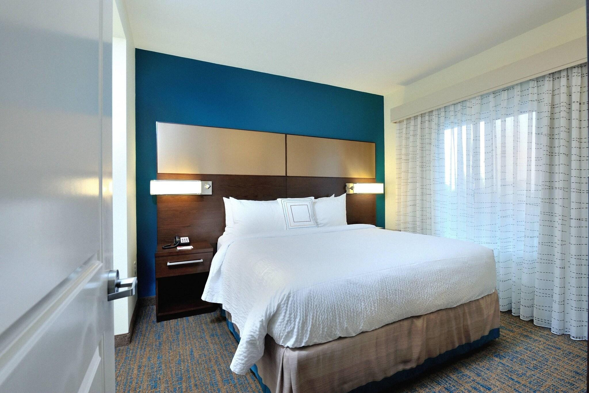 استوديو لذوي الإعاقة، RESIDENCE INN HOUSTON TOMBALL 2/5