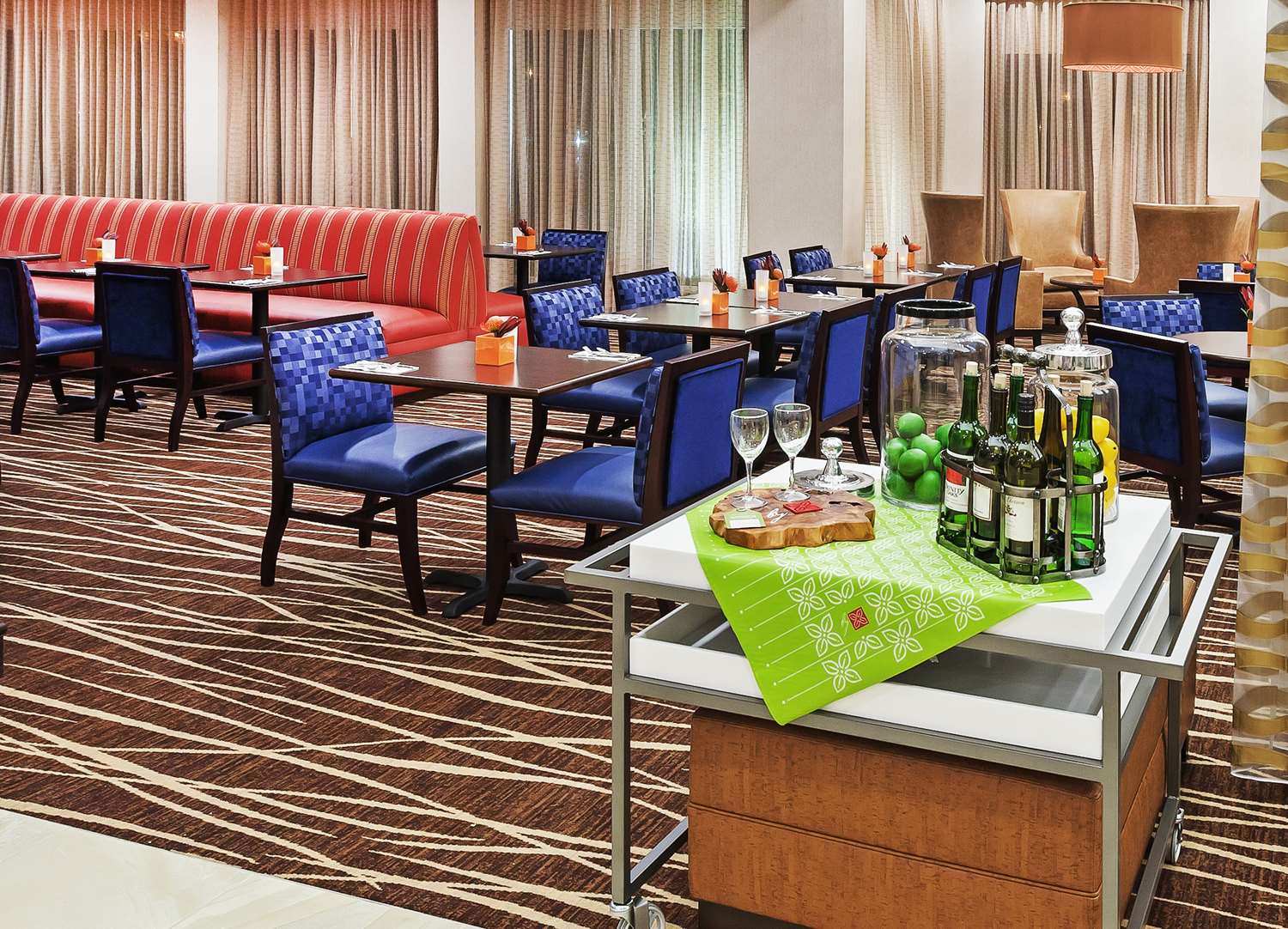 restaurant cafeteria