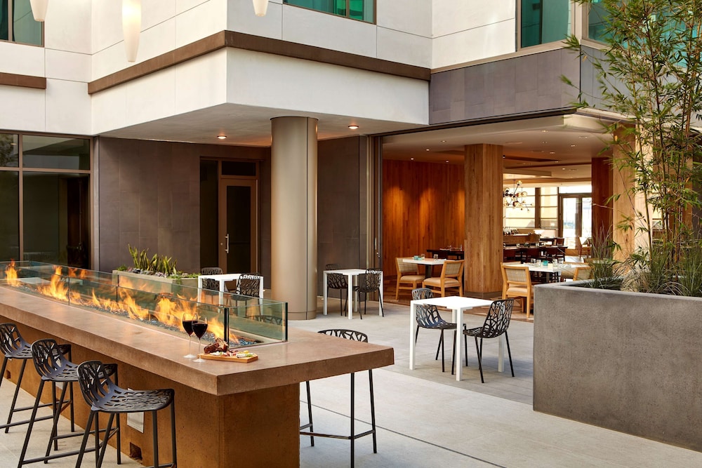 Homewood Suites by Hilton San Diego Downtown/Bayside 55/69