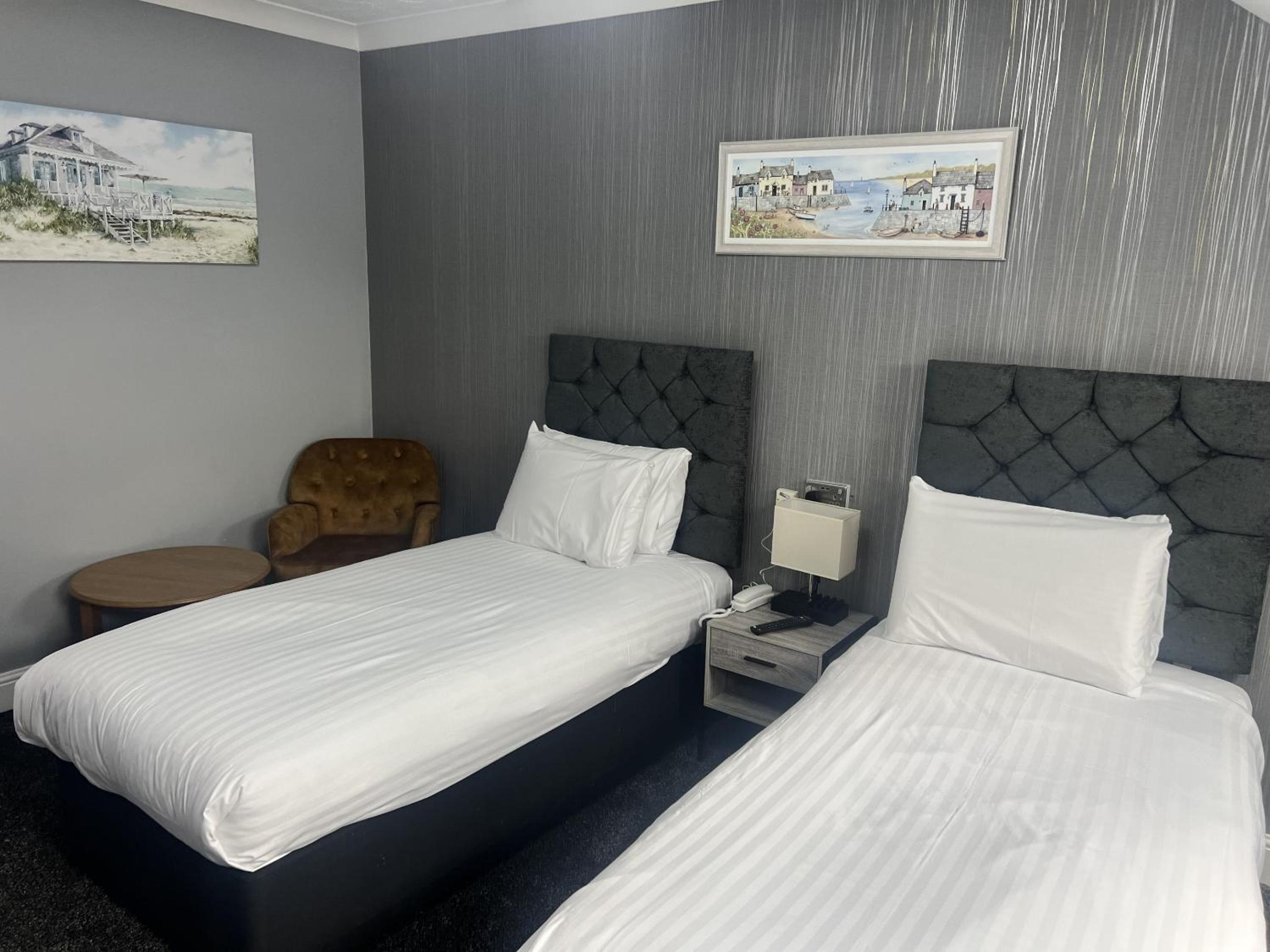 Dolphin Hotel Cambridge 11/50
