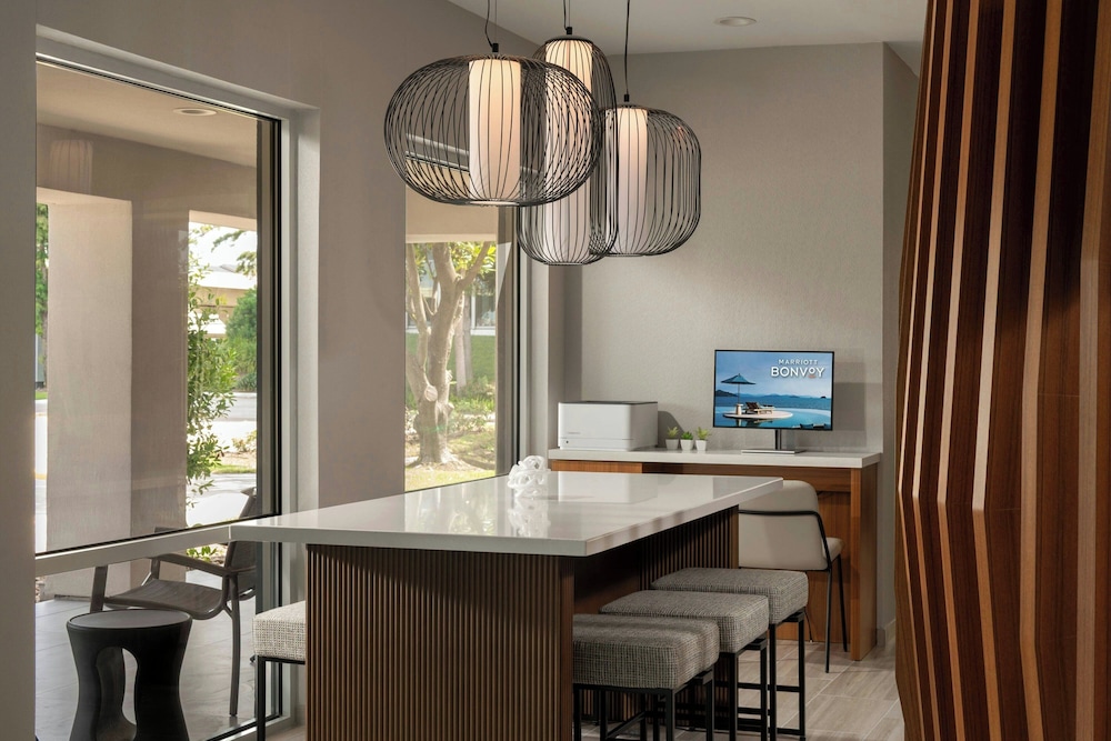 Springhill Suites By Marriott Houston Brookhollow 38/41