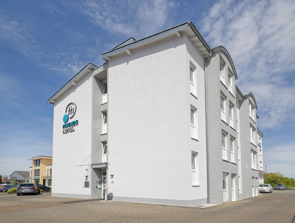 Friends Hotel Kerpen 1/48