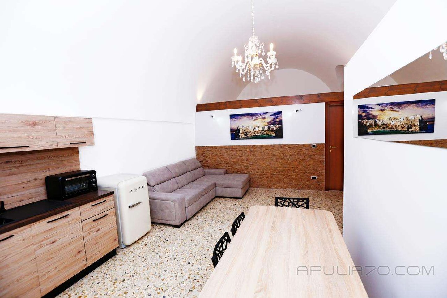 APULIA 70 HOLIDAYS 48/63