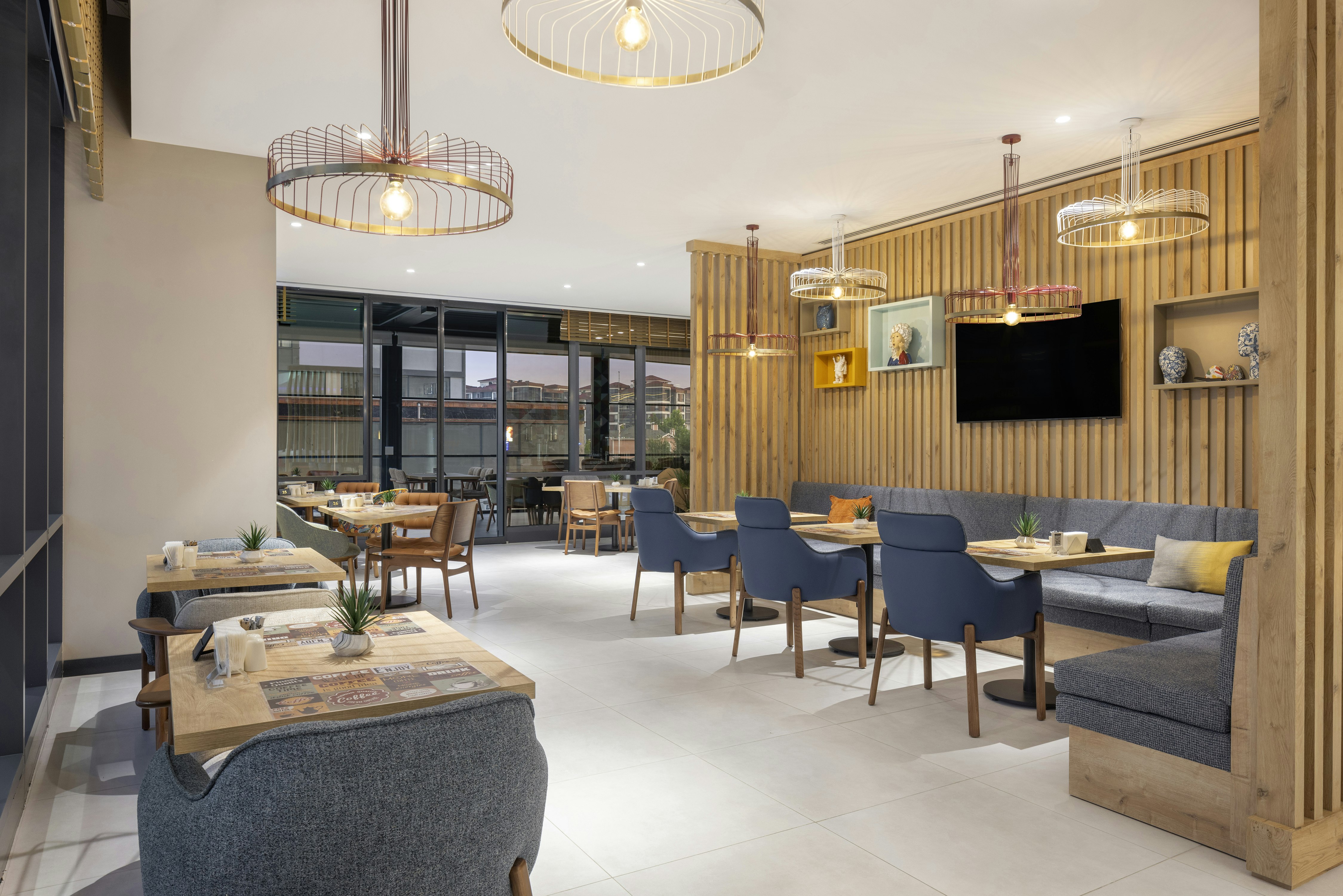 Hampton by Hilton Cerkezkoy 46/48