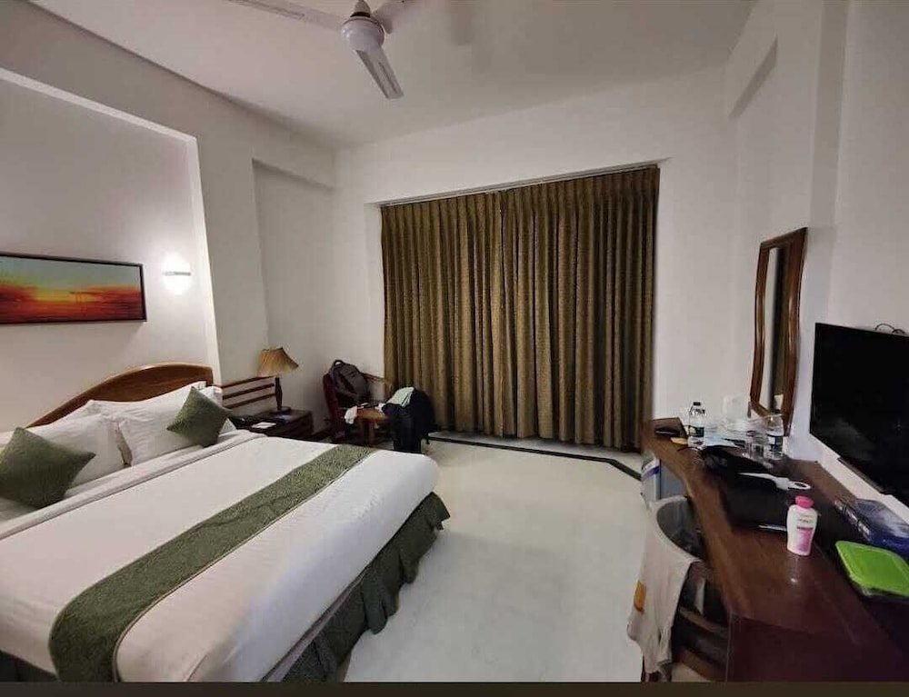 OCEAN PARADISE HOTEL AND RESORT 14/54
