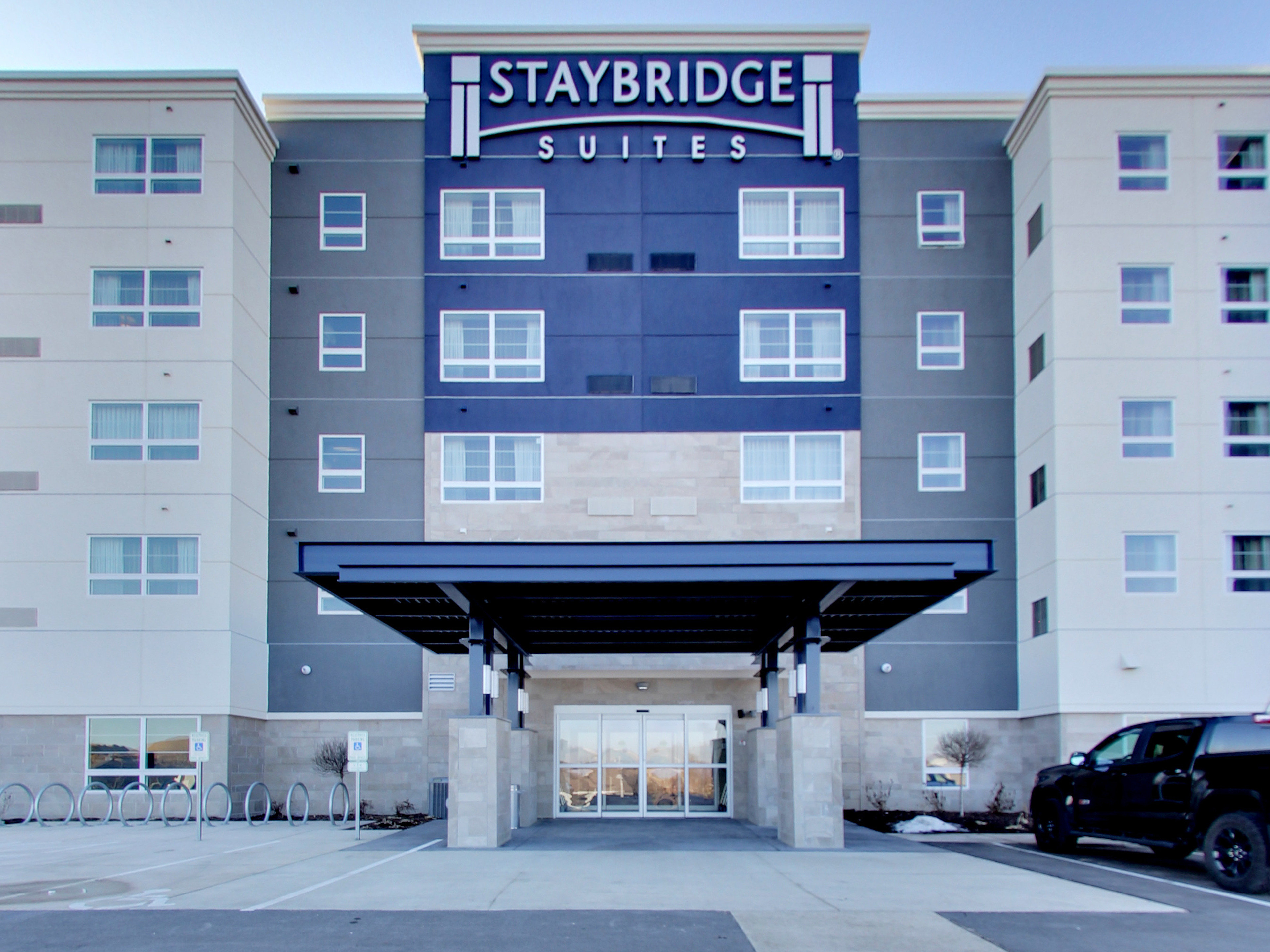 STAYBRIDGE SUITES MADISON FITCHBURG 2/71