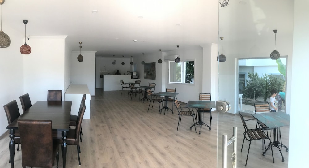 Dekatria Rooms & Aparts 38/50