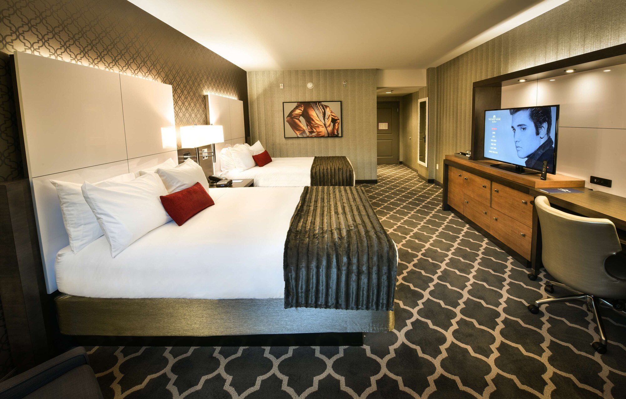SUPERIOR, 2 QUEEN BEDS, COURTYARD VIEW