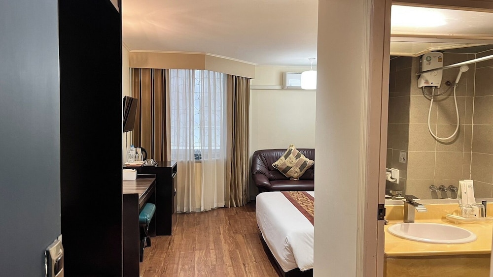 Fortuna Hotel Bangkok 36/39