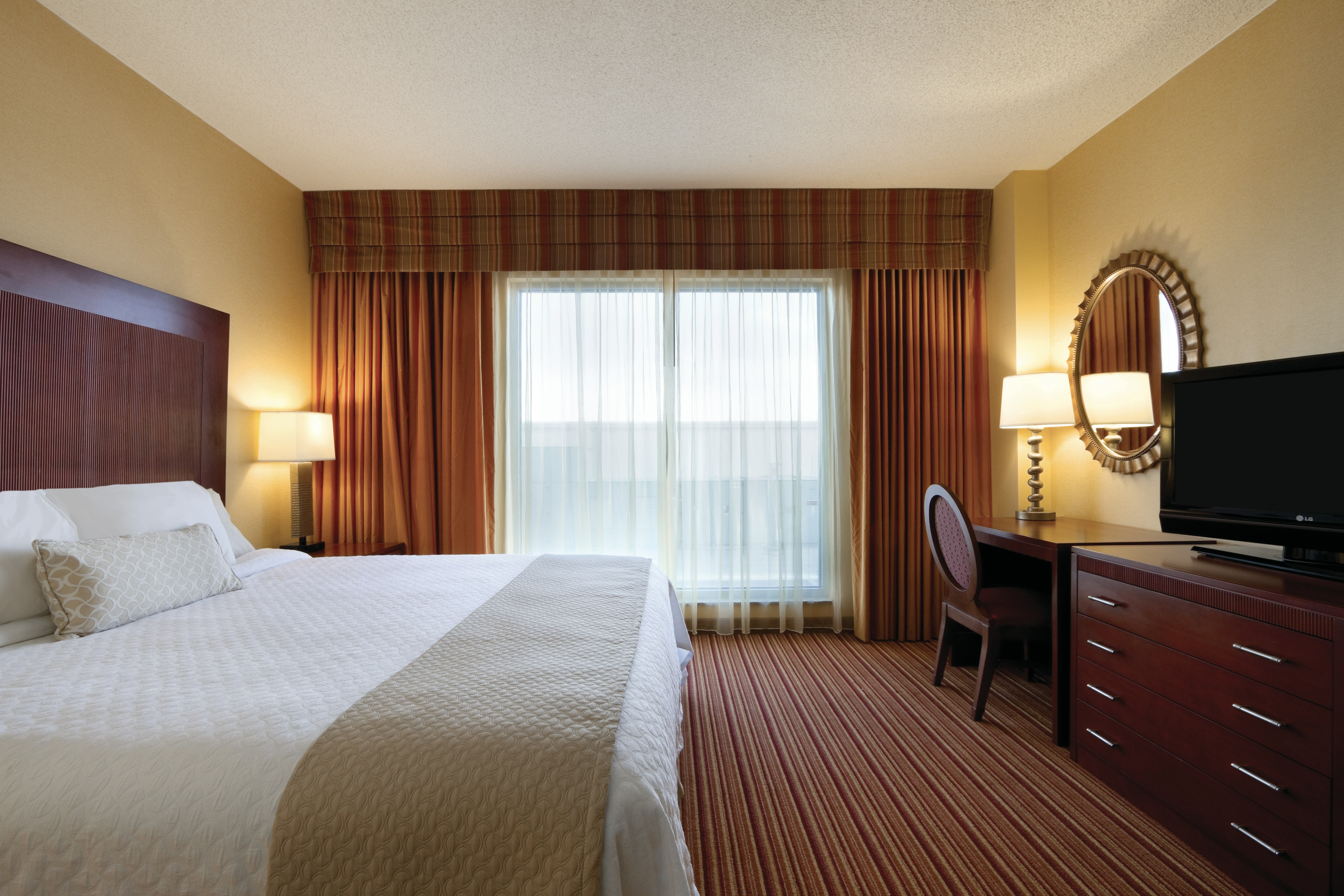 Hospitality, Suite, King Bed