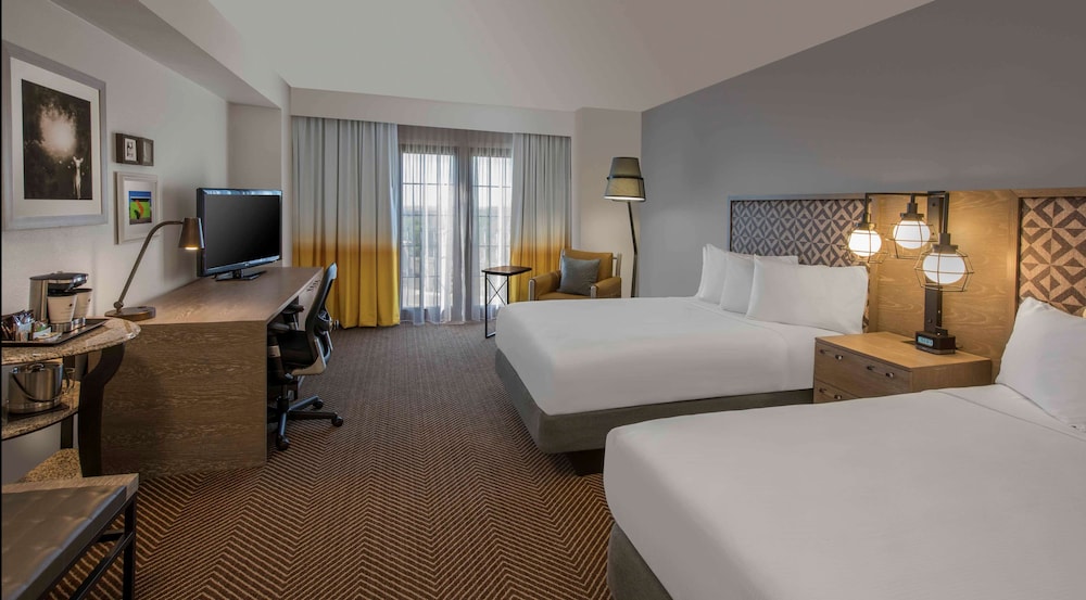 Doubletree By Hilton Austin 14/60
