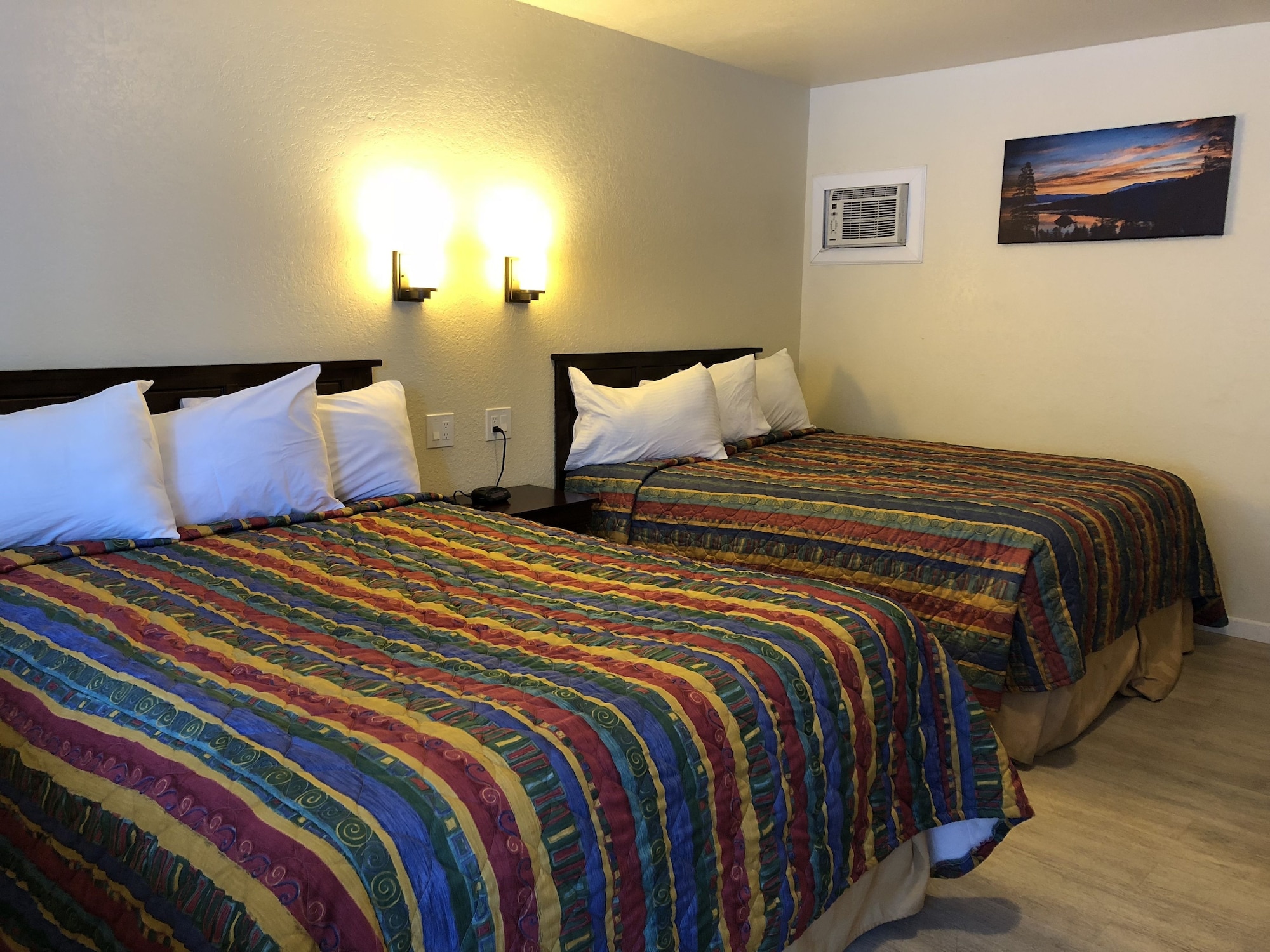 SUPERIOR, STUDIO, SUITE, 2 QUEEN BEDS, KITCHEN