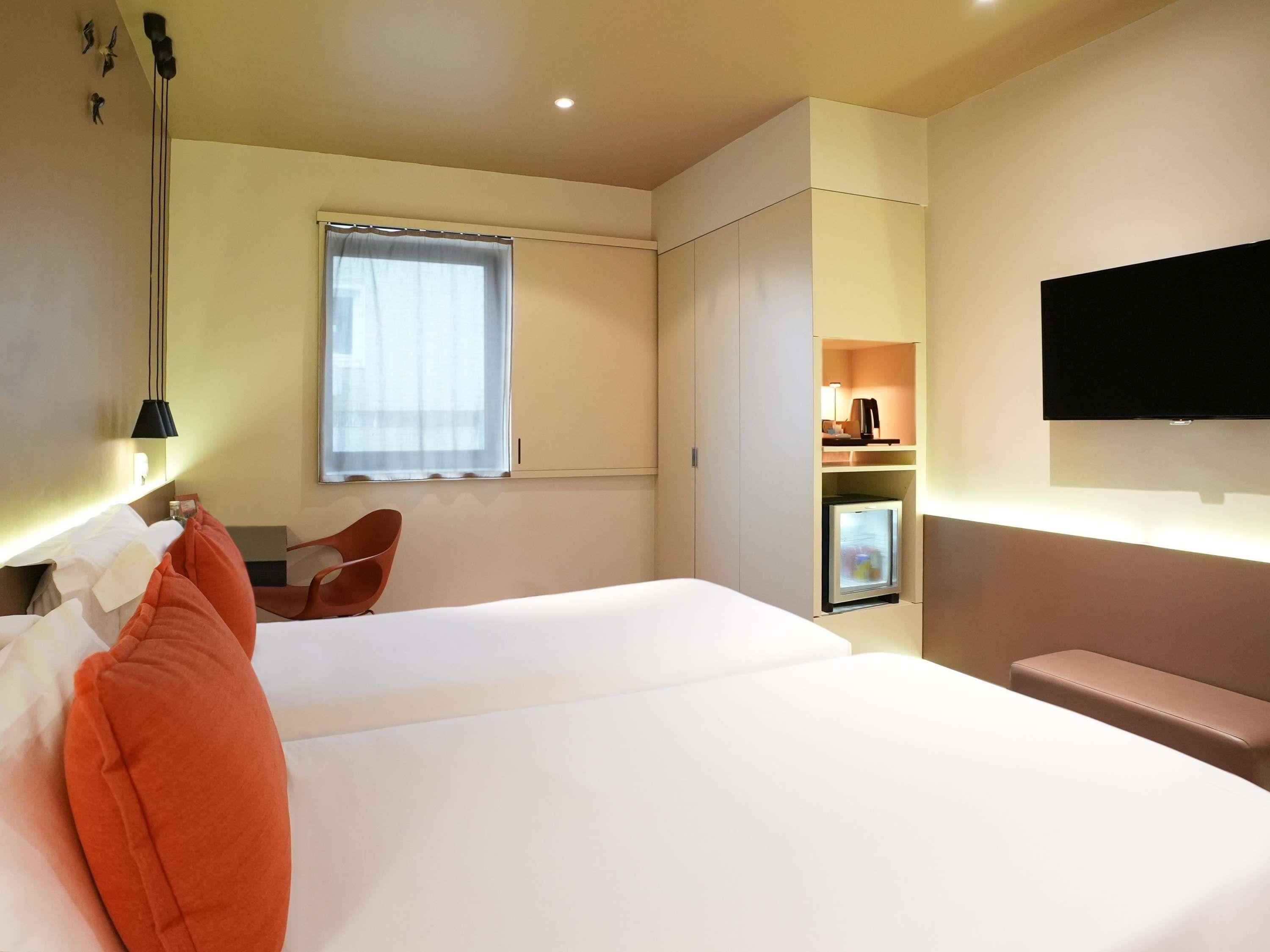CLASSIC, DOUBLE BED