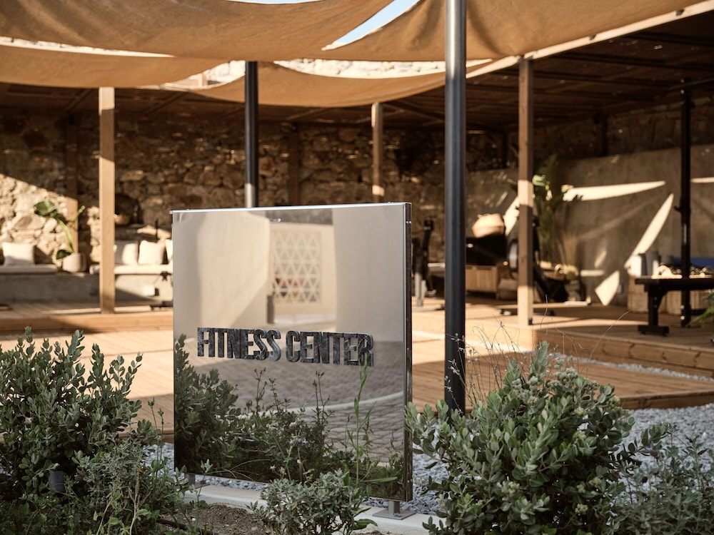 Omeon Mykonos 42/62