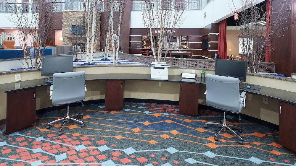 Holiday Inn Hotel Suites Stockbridge Atlanta I 75 32/50